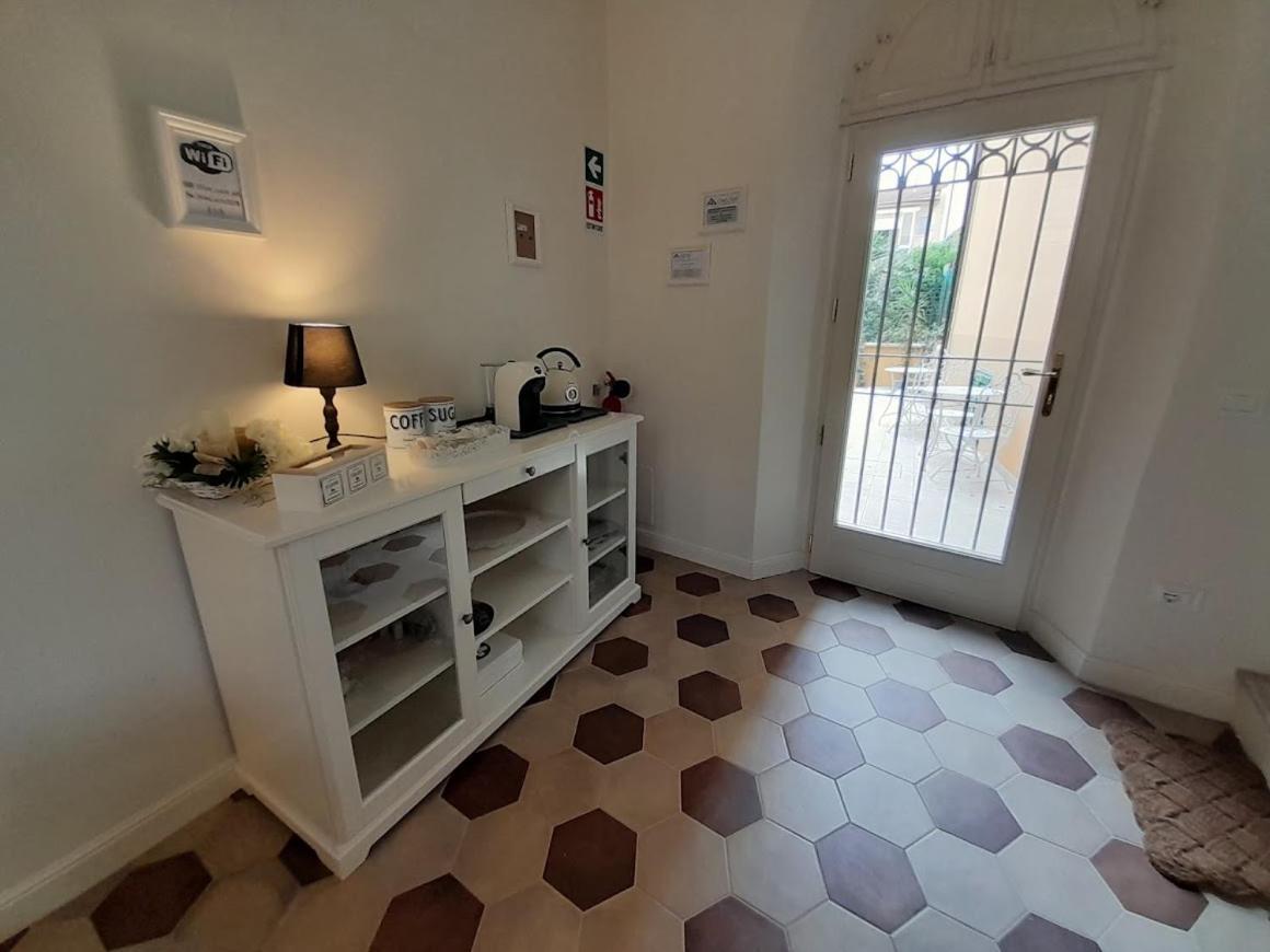 B&B Villino Luschi Pisa Centro Eksteriør billede