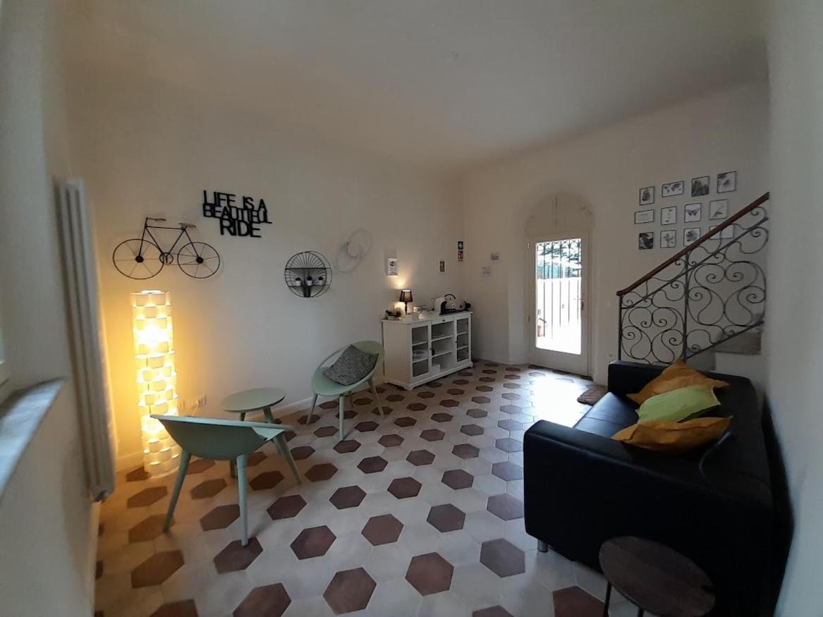 B&B Villino Luschi Pisa Centro Eksteriør billede