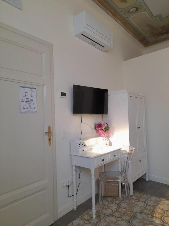 B&B Villino Luschi Pisa Centro Eksteriør billede