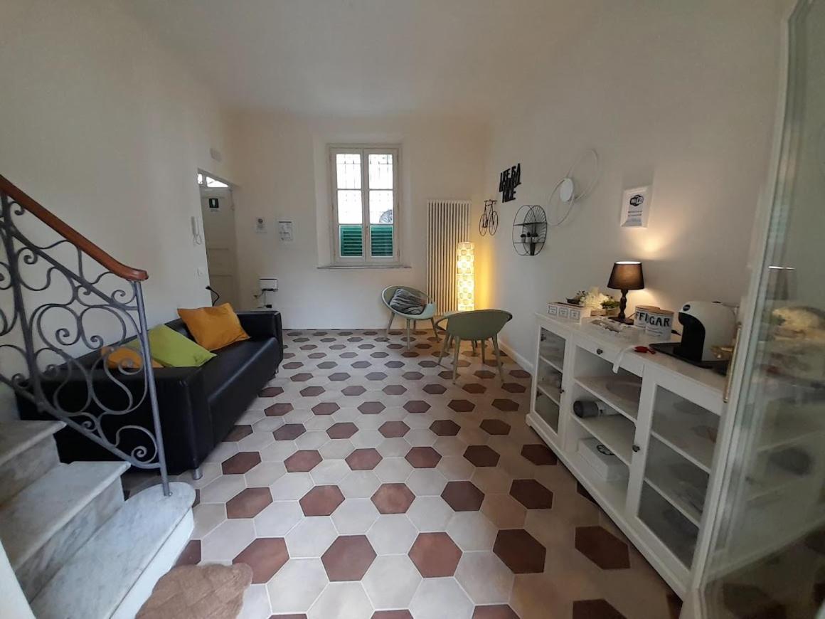 B&B Villino Luschi Pisa Centro Eksteriør billede
