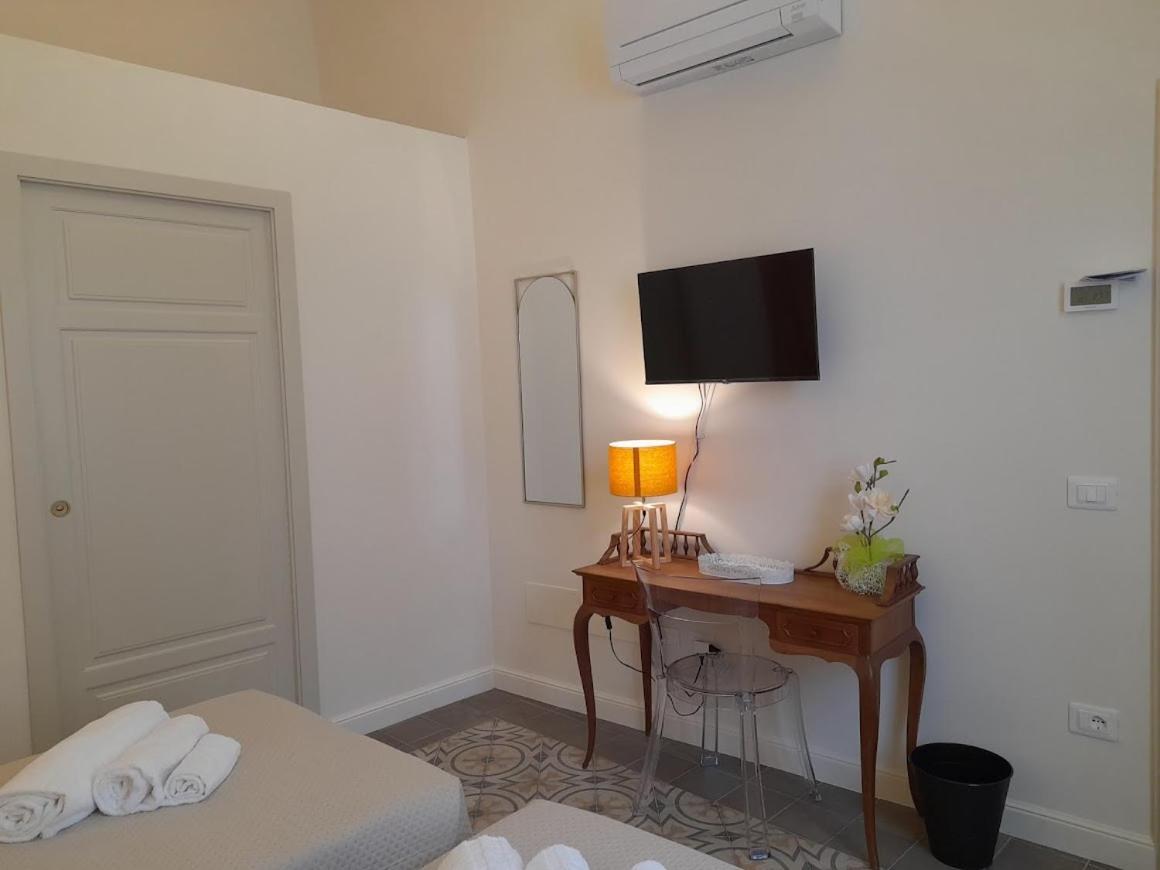 B&B Villino Luschi Pisa Centro Eksteriør billede