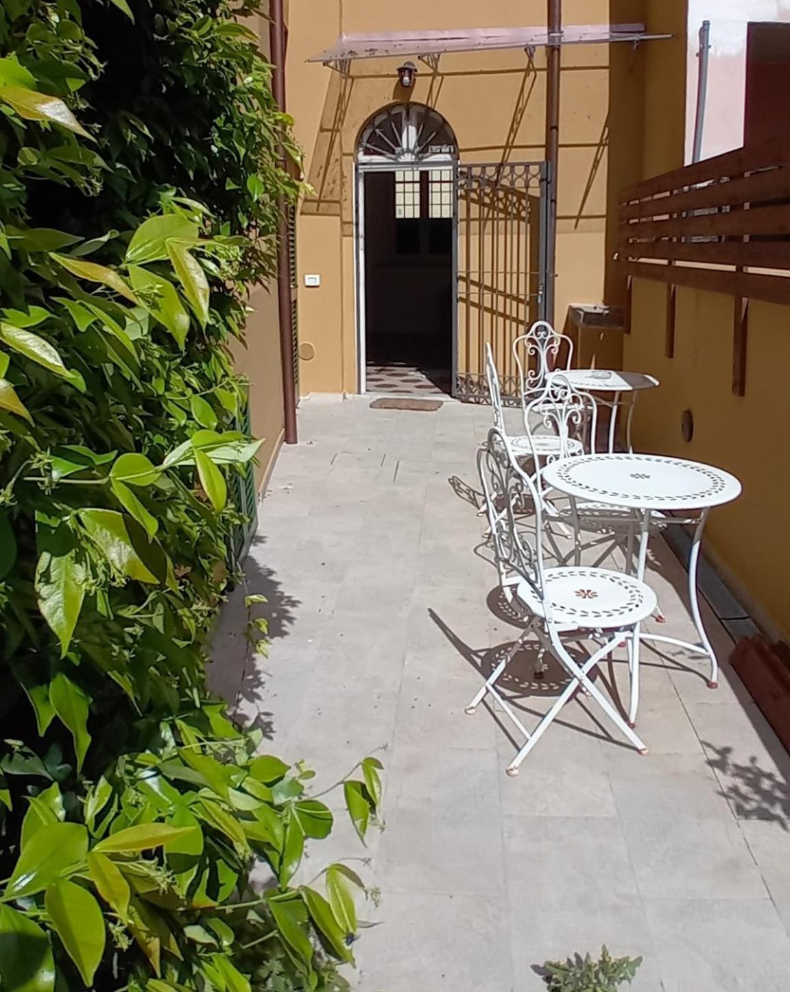B&B Villino Luschi Pisa Centro Eksteriør billede